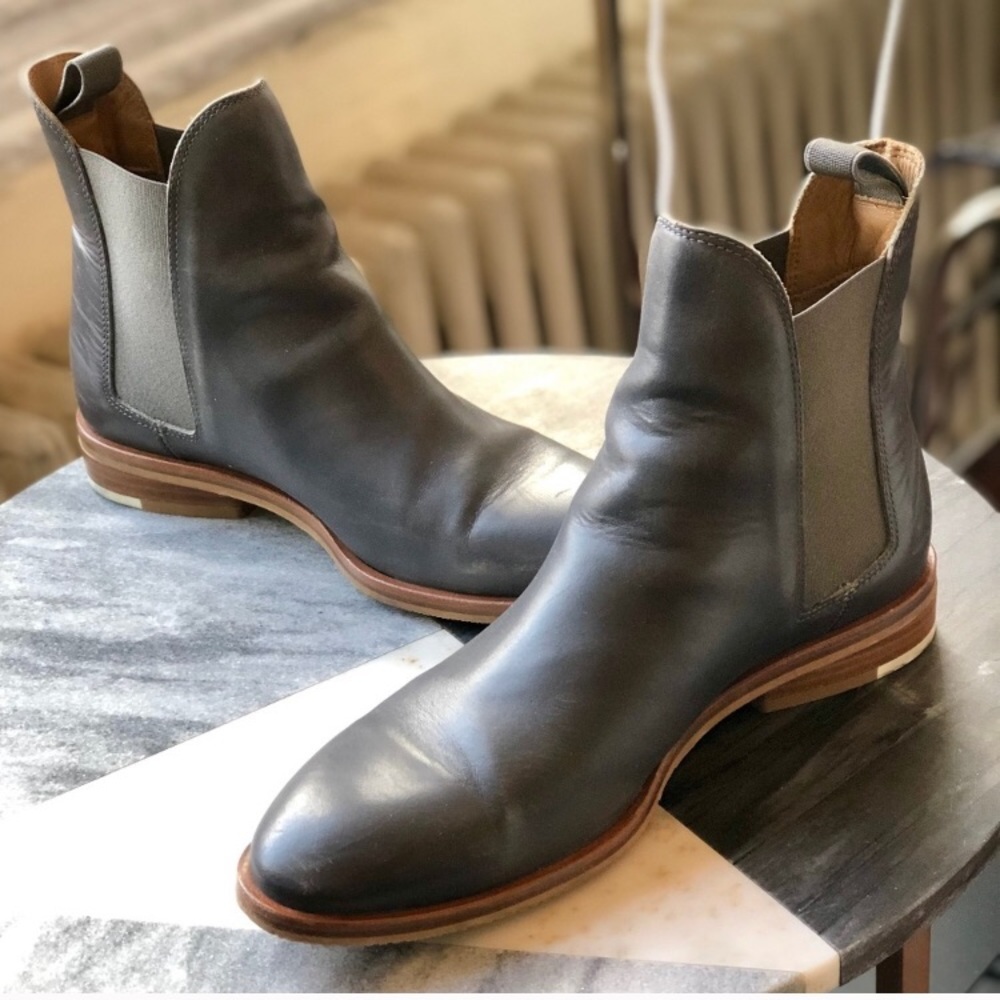 Everlane Women’s Chelsea Boot, Gray, 8